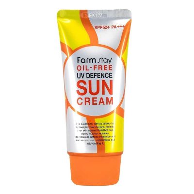 کرم ضد آفتاب بی رنگ فارم استی مناسب پوست چرب و مختلط Oil-Free SPF50+ PA+++