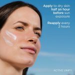 ضد آفتاب بی‌ رنگ ایزدین SPF50 مدل FOTOULTRA 100 ACTIVE UNIFY - تصویر 2